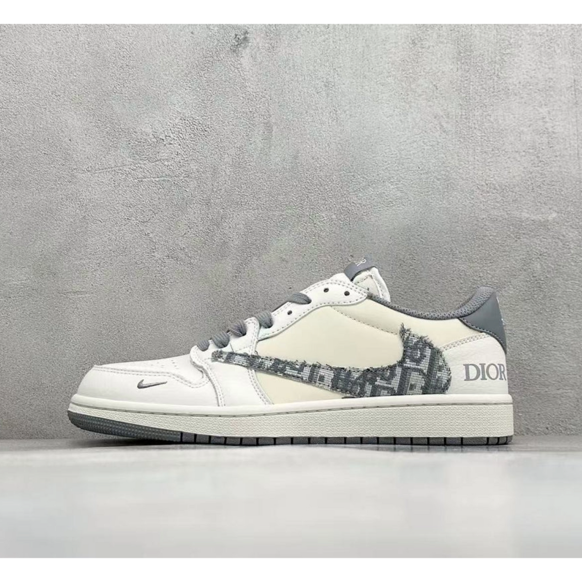AJ 1 Low x Travis Scott x Dior 'Grey Monogram'