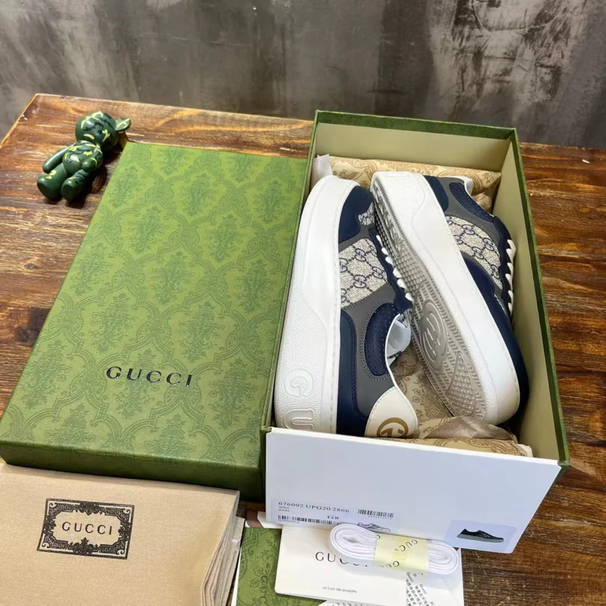 GC Trainer 'Beige and Blue'