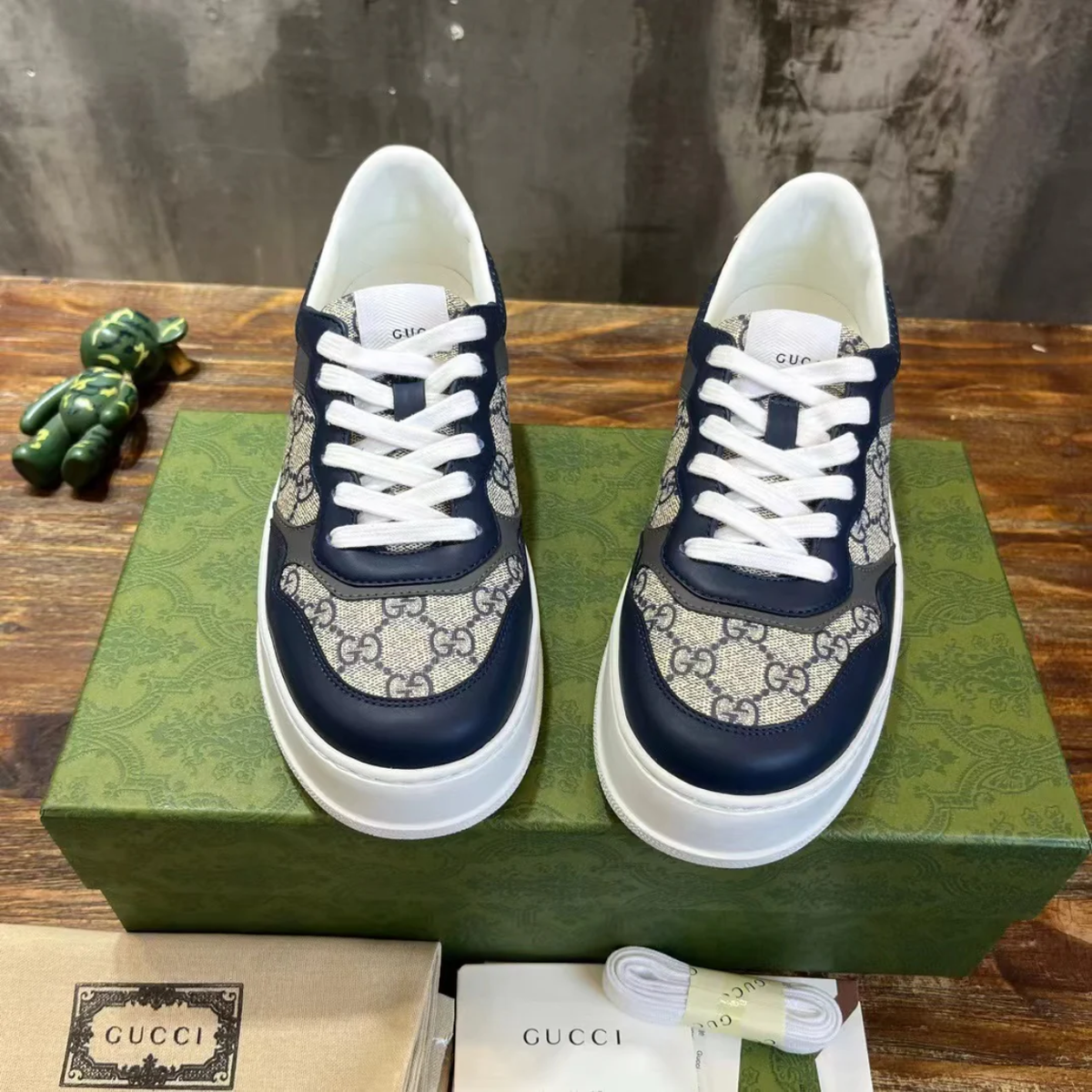 GC Trainer 'Beige and Blue'