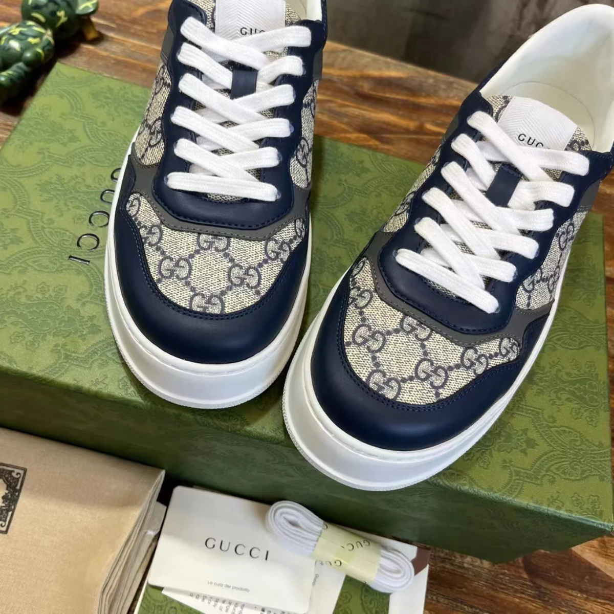 GC Trainer 'Beige and Blue'