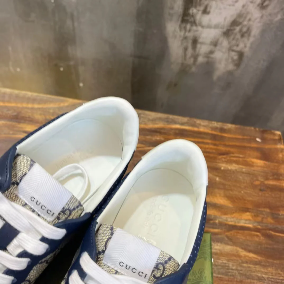 GC Trainer 'Beige and Blue'