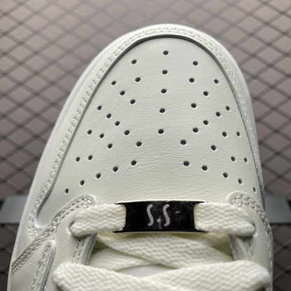 AJ 1 Low x Travis Scott 'White Party'