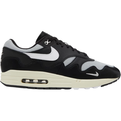 AM 1 x Patta 'Black'