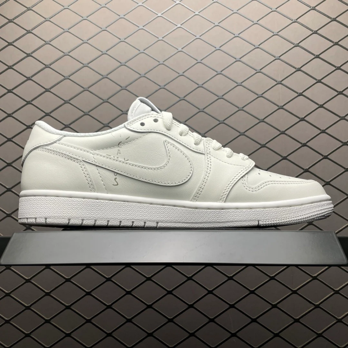 AJ 1 Low x Travis Scott 'White Party'