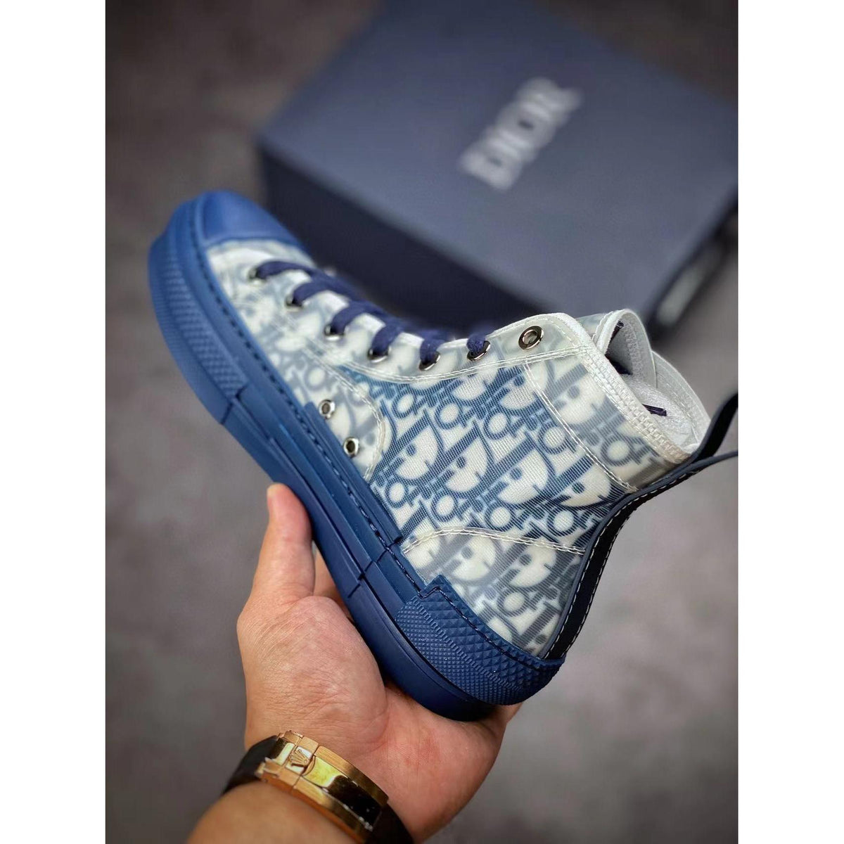 CD B23 High 'Blue White'